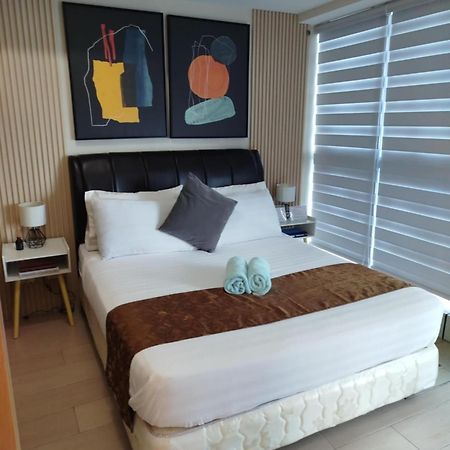 Uptown Parksuites Tower 1 Bgc Taguig Luaran gambar