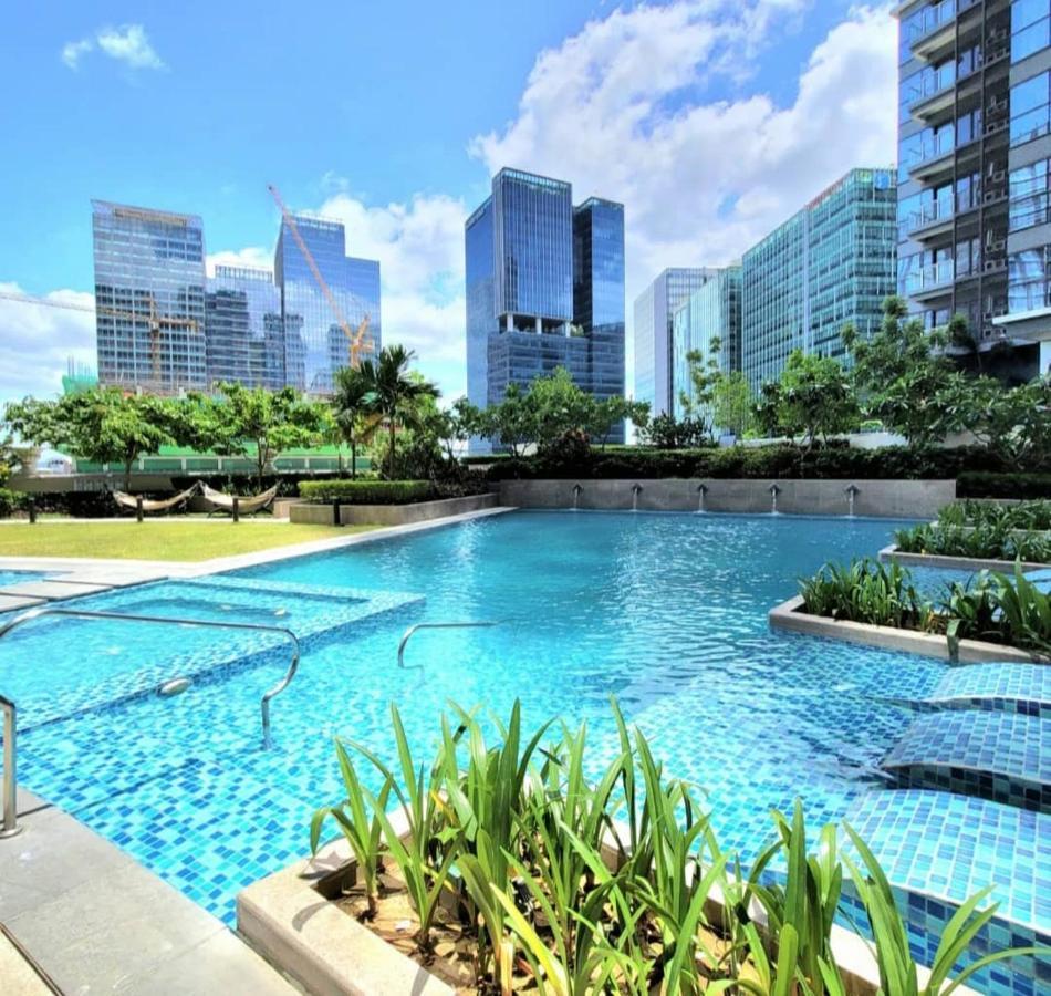 Uptown Parksuites Tower 1 Bgc Taguig Luaran gambar